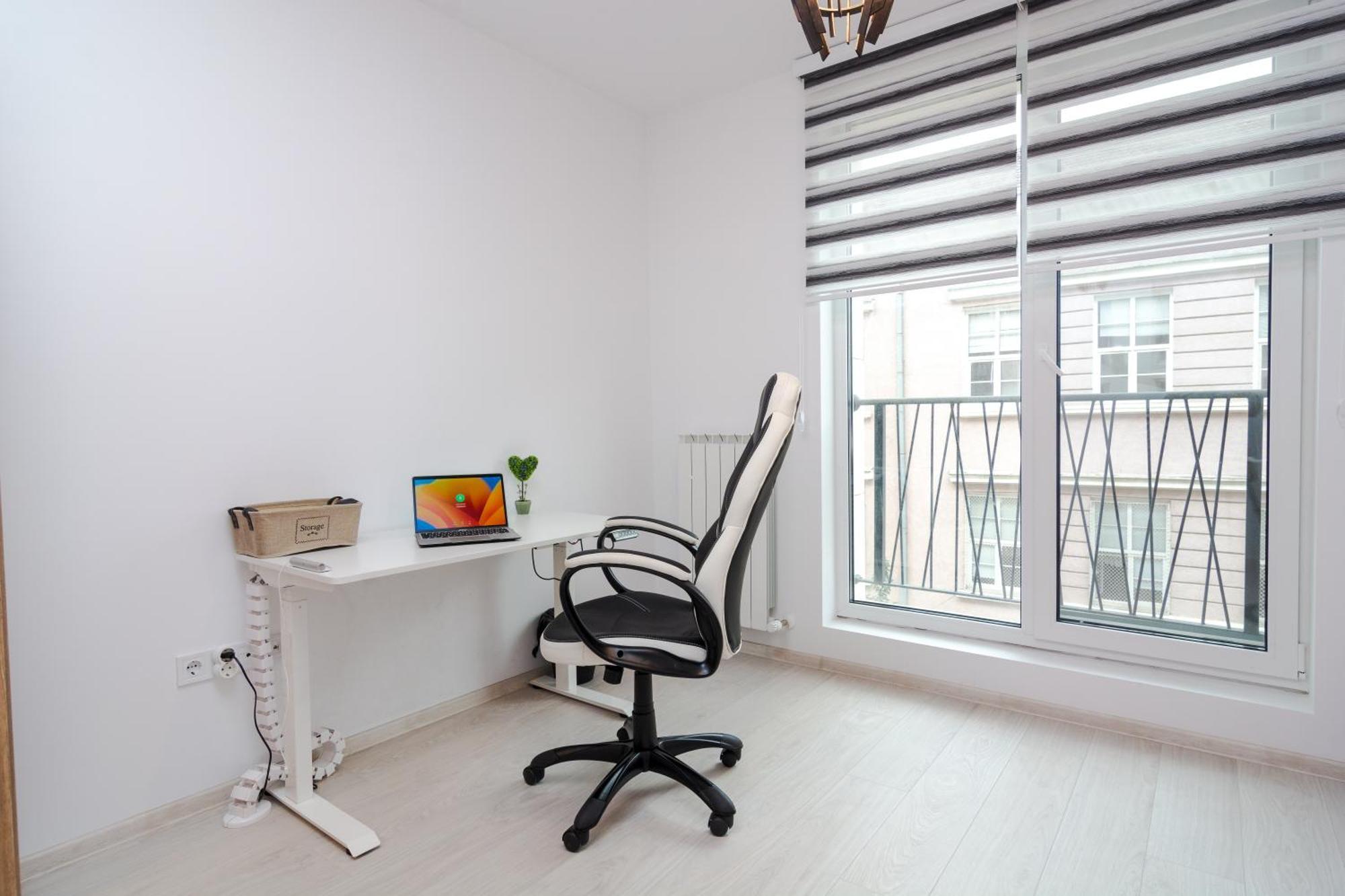 Paris Luxury Top Centre 2Bdr Apt W Work Desk And Wifi Near Nevsky Cathedral Sófia Exterior foto